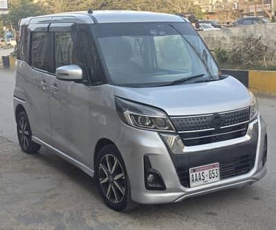 NISSAN DAYS ROOX MODEL 2017 REG 2020 ORIGNAL