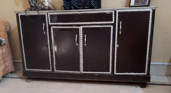Showcase Table