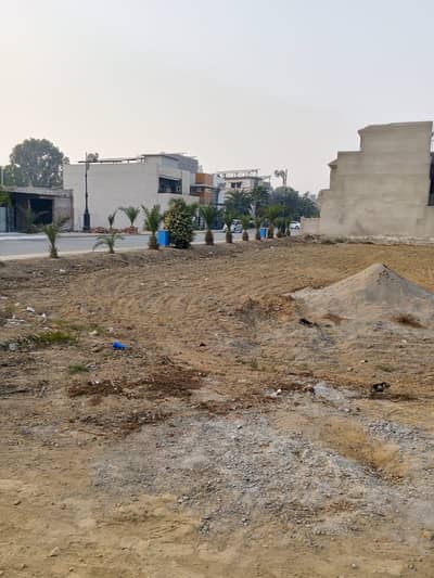 10 MARLA PLOT A BLOCK - 50ft ROAD / MB PAID/ SNGPL PAID