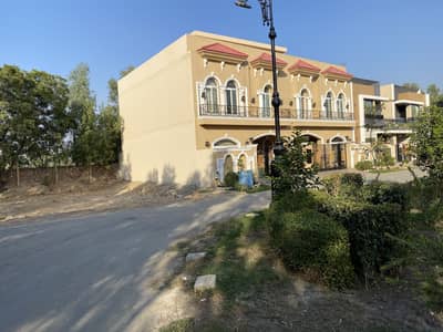 3.5 Marla Prime Location - 50ft Road.