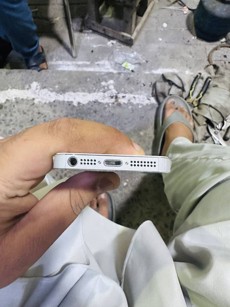 Apple iPhone 5s 5