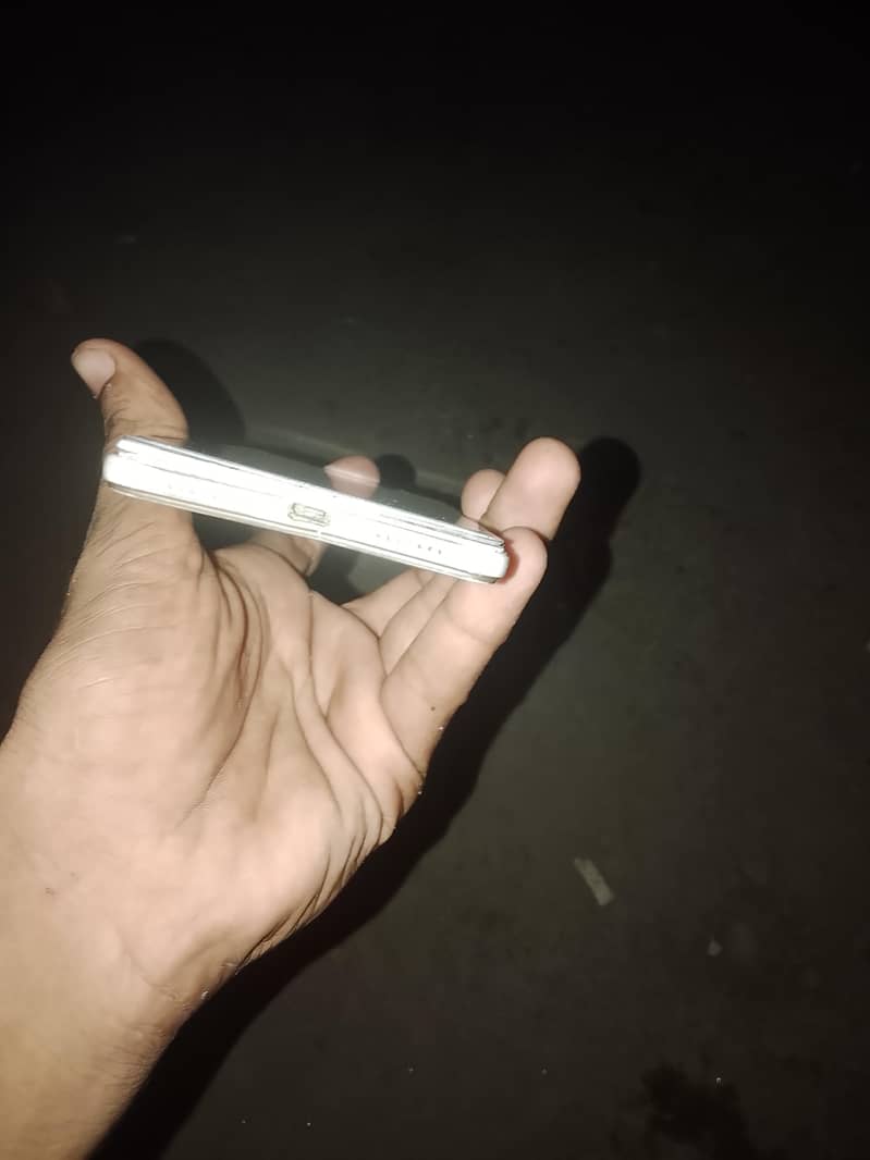OPPO A37 5