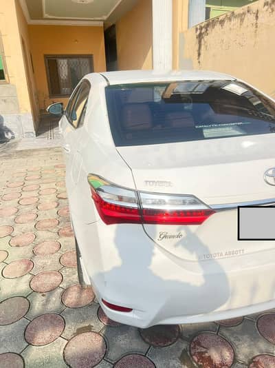 Toyota Altis Grande 1.8 Model 17 | Genuine | First Owner