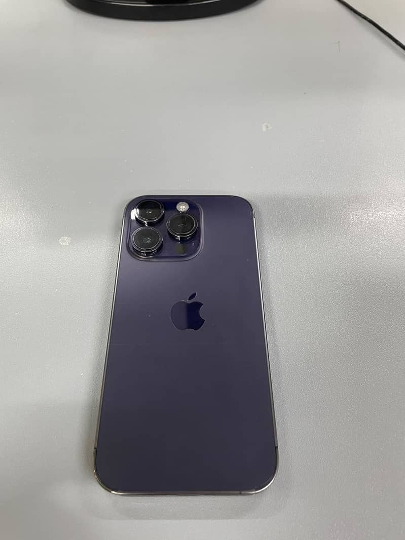 Apple iPhone 14 Pro 1