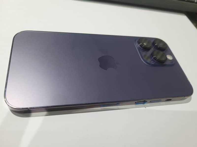 Apple iPhone 14 Pro Max 1