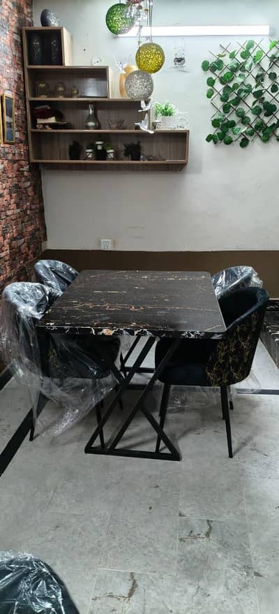 4 seater dinning table _dining chairs
