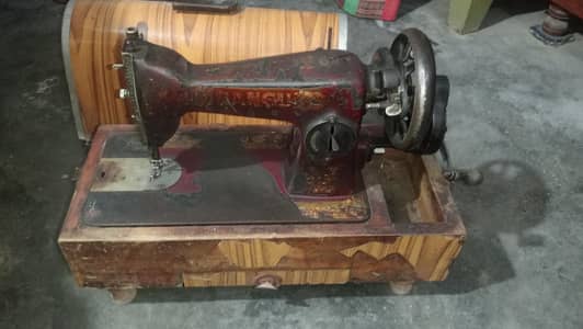 STITCHING MACHINE
