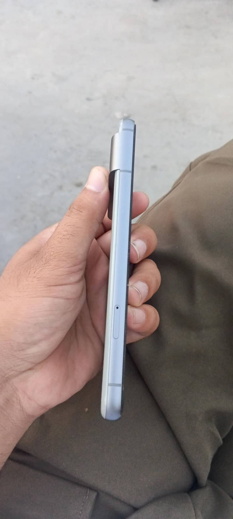 Google Pixel 8 3
