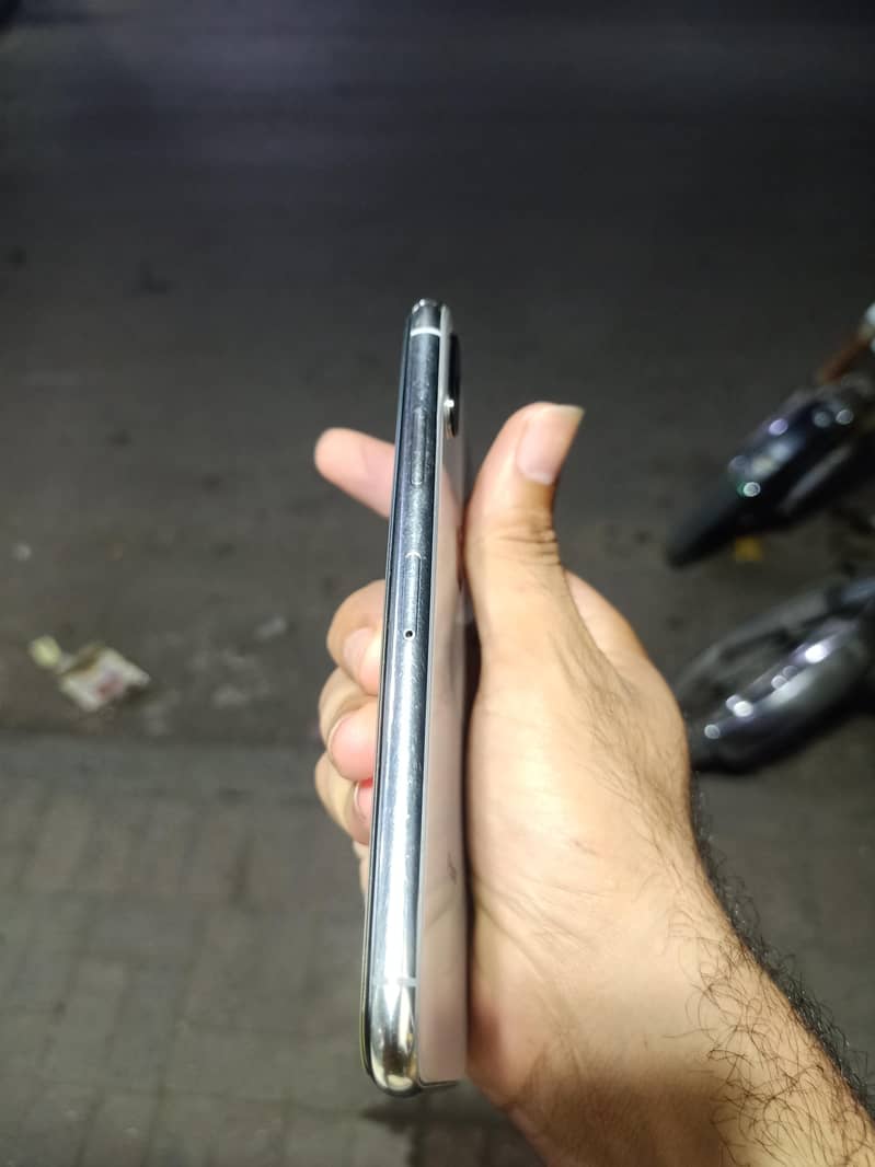 Apple iPhone X 1