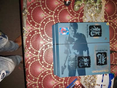 PlayStation 4 uncharted limited edition 1tb