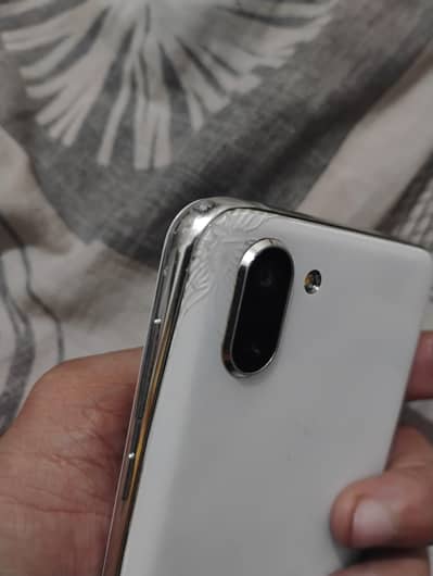 Sharp Aquos R2 exchange and sale