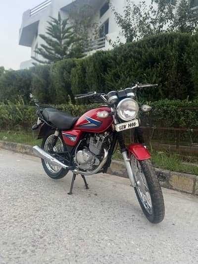 Suzuki GS 150