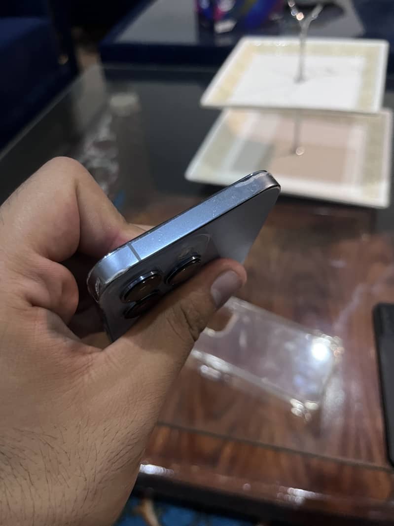 Apple iPhone 13 Pro 3