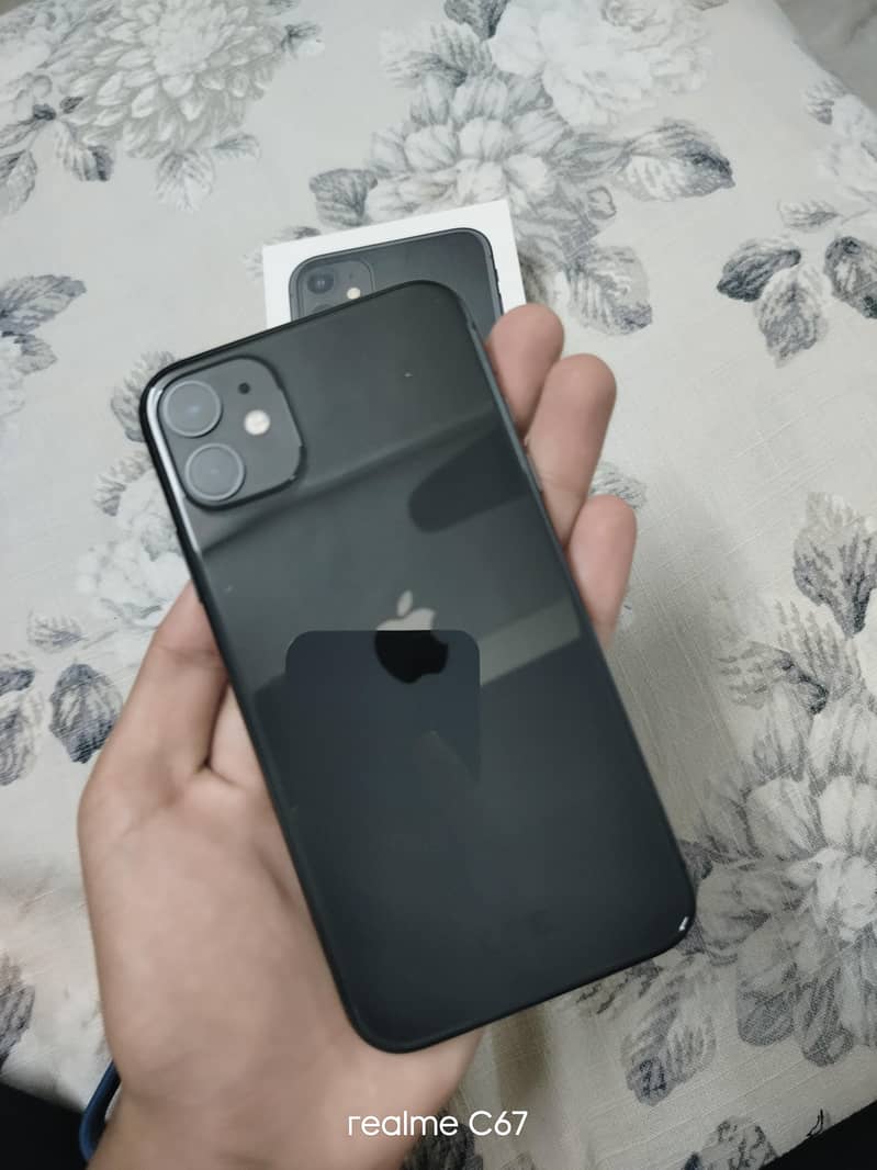 Apple iPhone 11 3