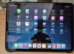 IPAD PRO 2020 WITH BOX CELULLAR 128GB 9.5/10 IN BEST PRICE