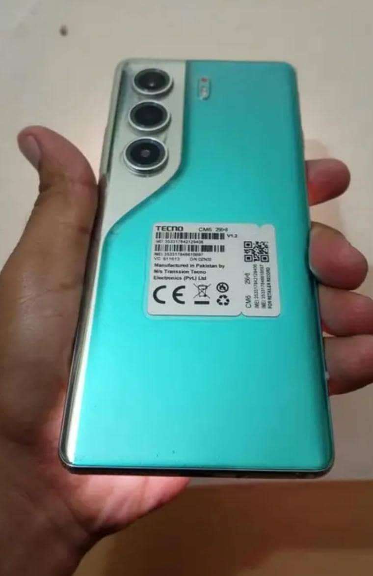 Tecno CAMON 40 Pro 3