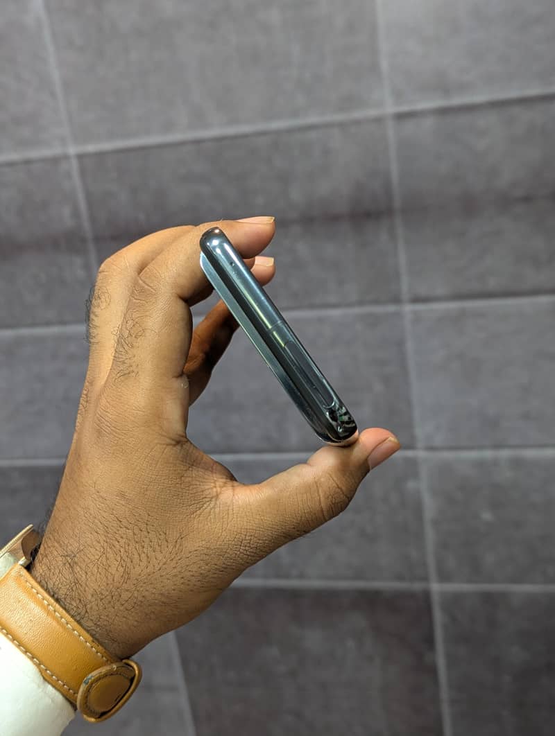 Google Pixel 8 3