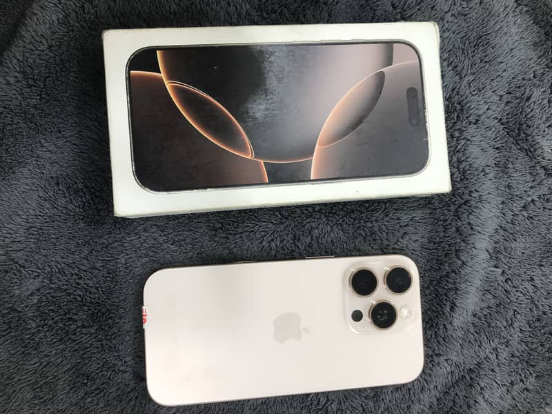 Apple iPhone 16 Pro 0