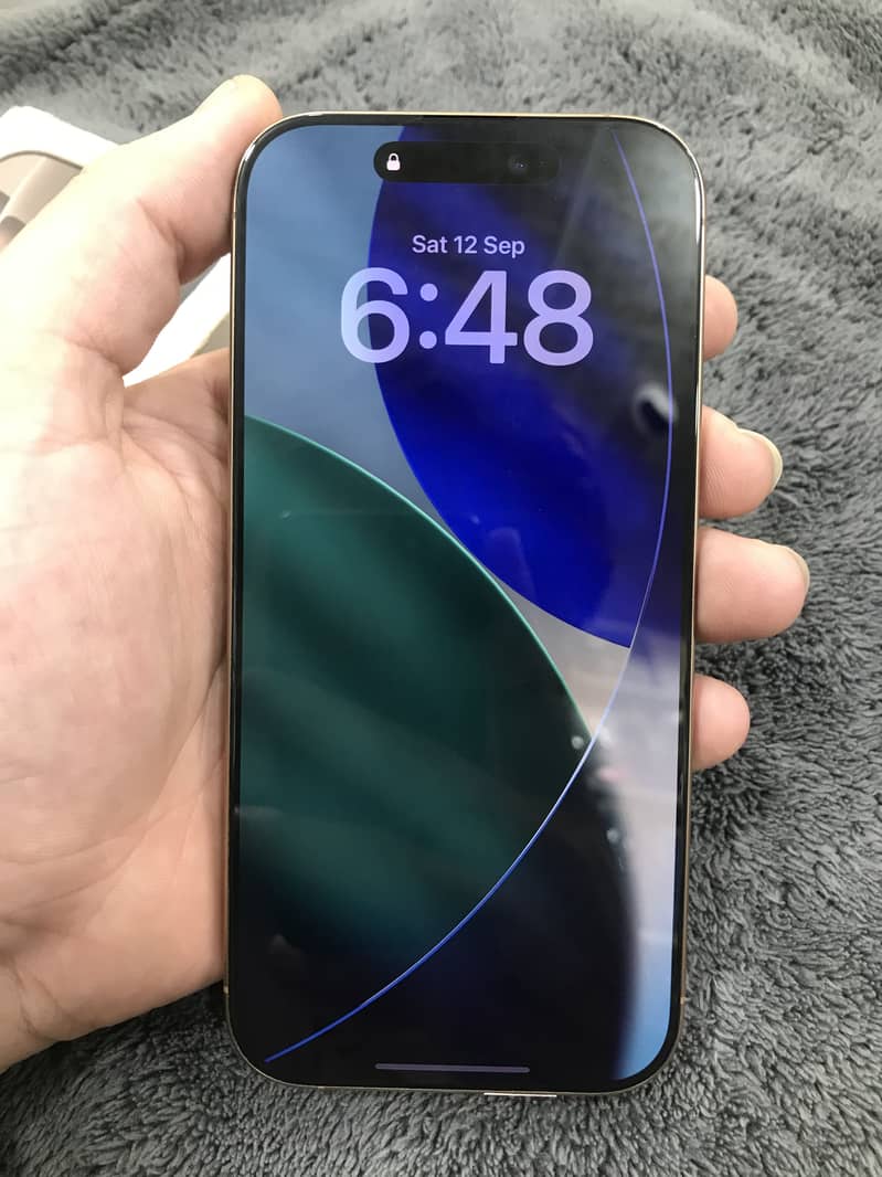 Apple iPhone 16 Pro 5