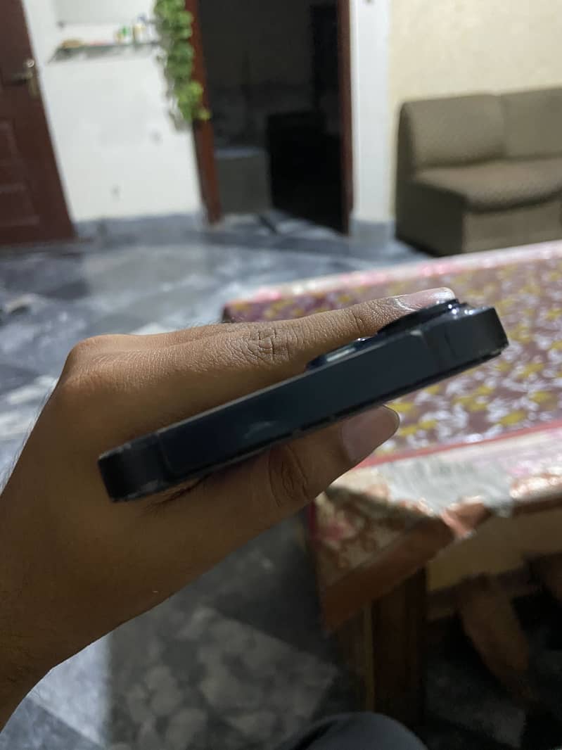 Apple iPhone 14 1