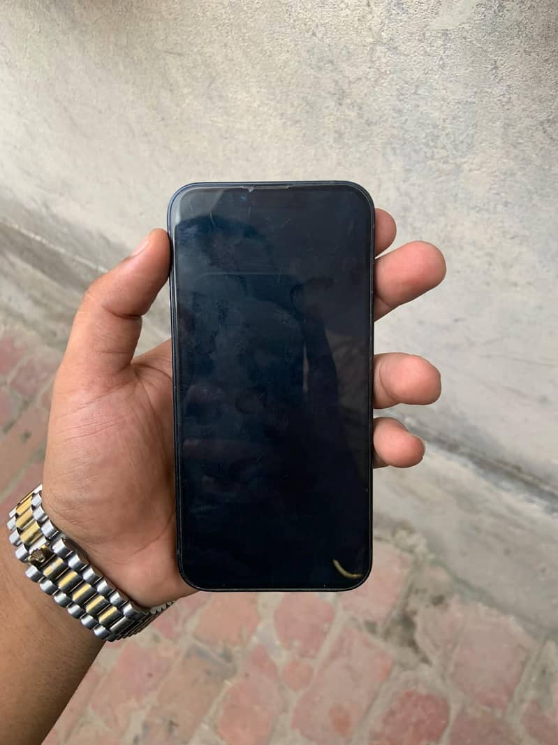 Apple iPhone 13 3