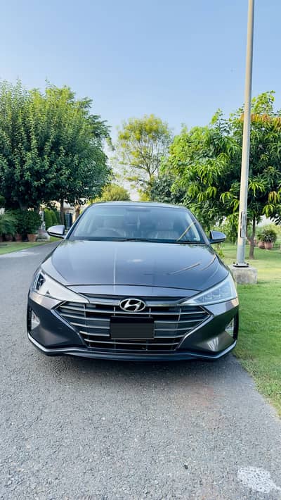 Hyundai Elantra 2024