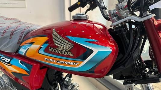 +923058720026 Honda CD 70 2026/27 — 80 KM — Red — Applied For