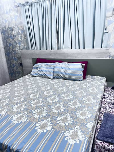 Habit Hypen Bedroom Furniture Set for Sale