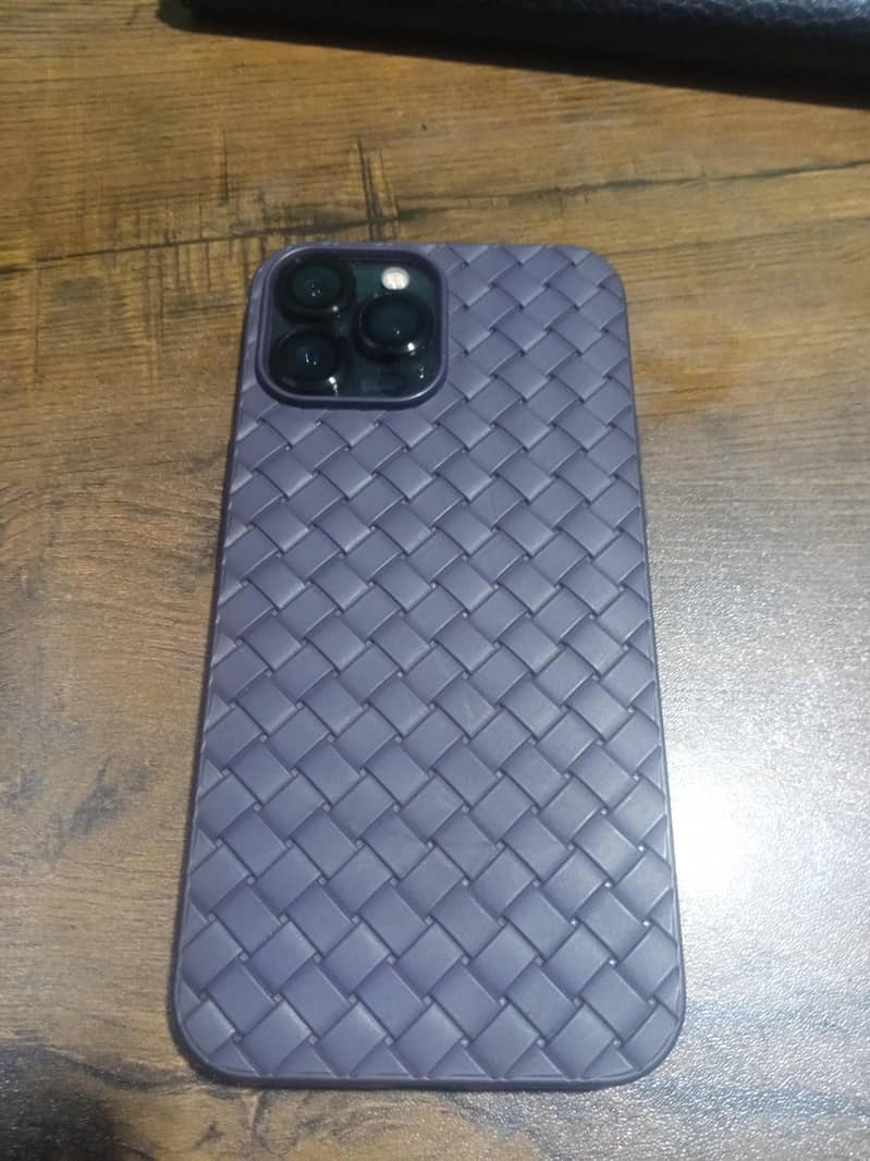 Apple iPhone 13 Pro Max 0