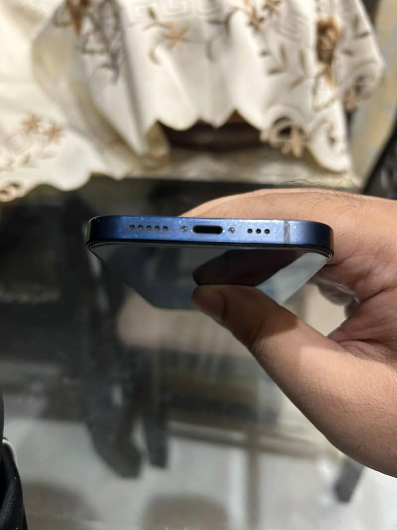 Apple iPhone 12 5