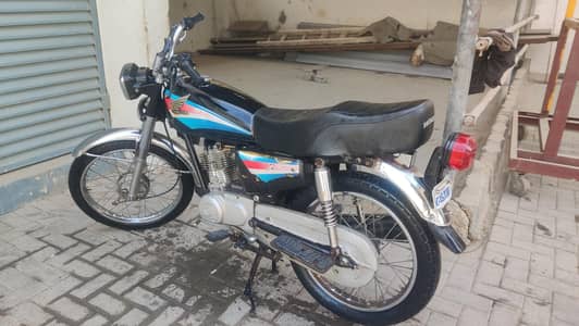 Honda 125 2005 Genuine Karak Sound