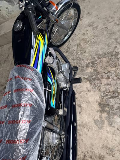 Honda 125 25/26 Model Contact Number 03116475144