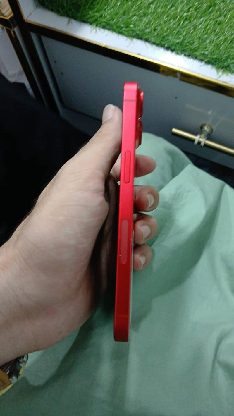 Apple iPhone 14 2