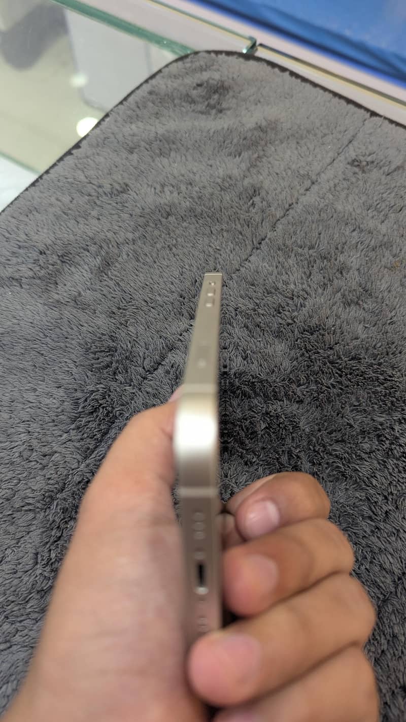Apple iPhone 13 3