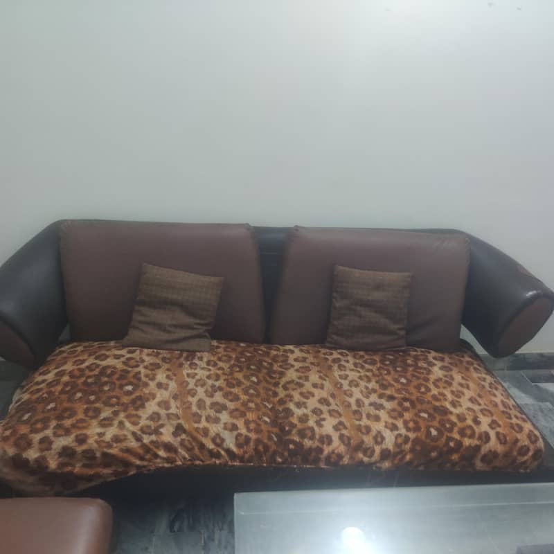05 seater sofa set 0