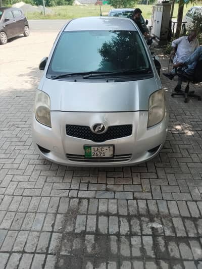 Toyota Vitz 2011