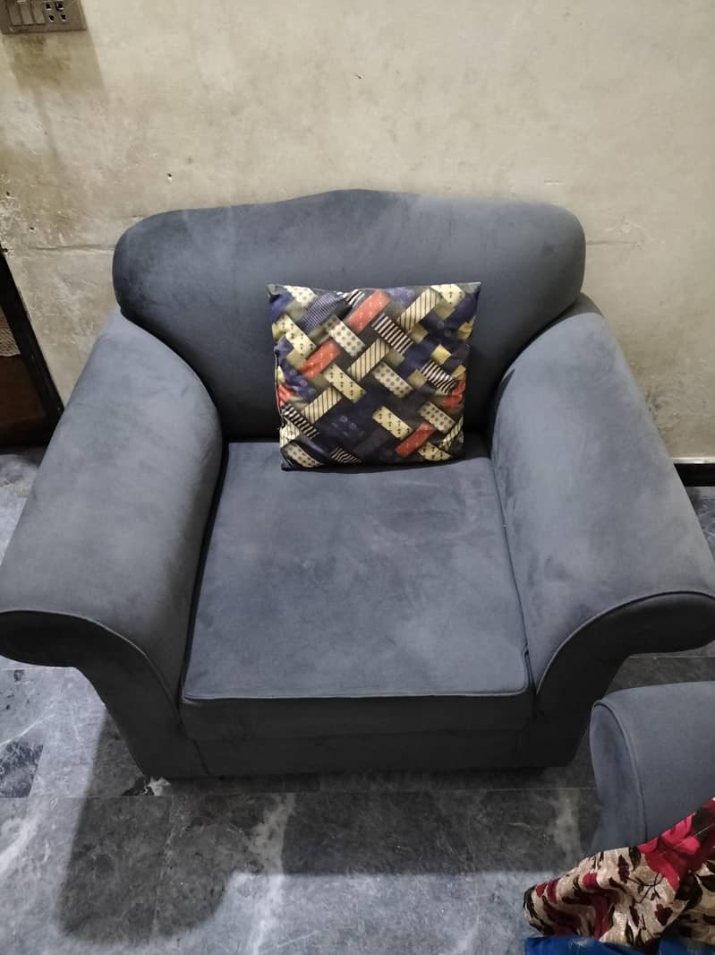 4 seater 1