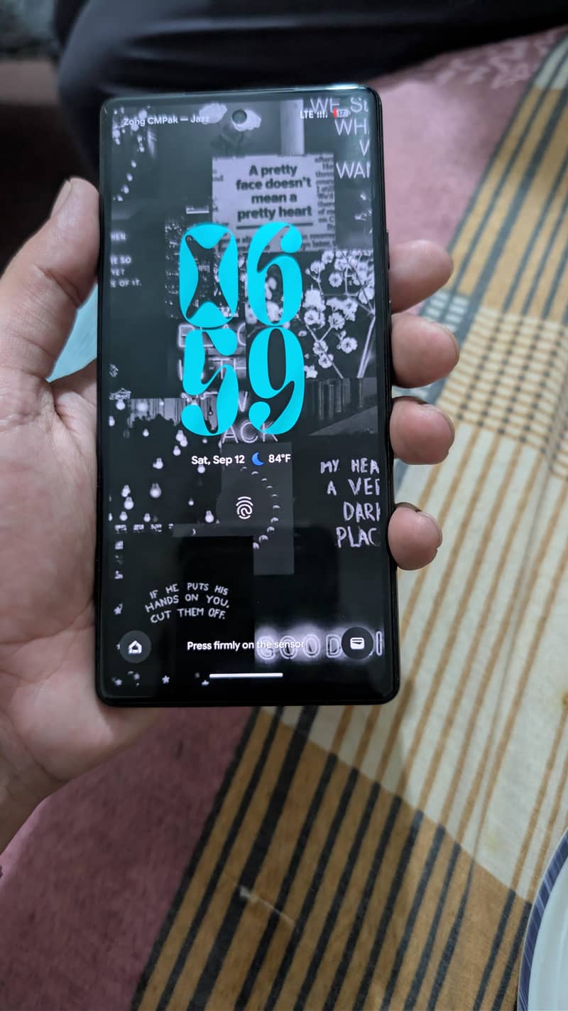 Google Pixel 6a 1