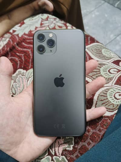 iPhone 11 Pro sim working