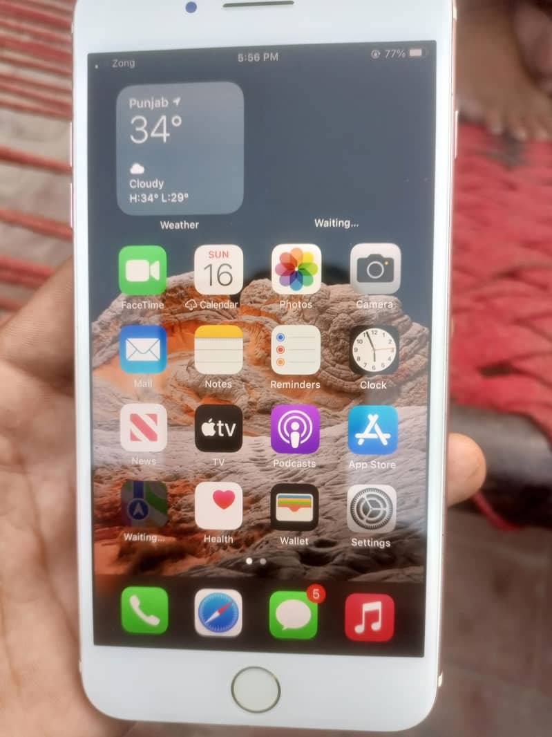 Apple iPhone 7 Plus 2