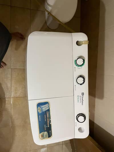 Dawlance DW 6580 W FL Washing Machine with Dryer – Brand New Condition