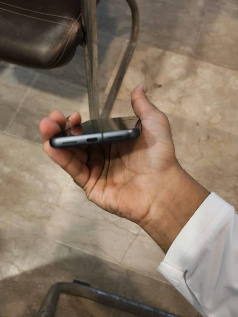 Google Pixel 8 1