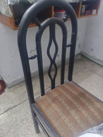 Solid Wood Dining Table with 5 chairs in Lahore