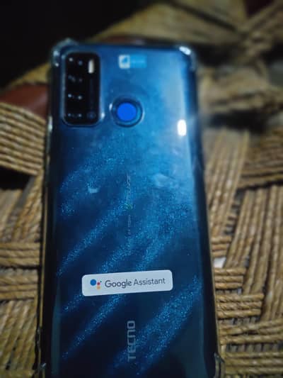 Tecno Pova 4
