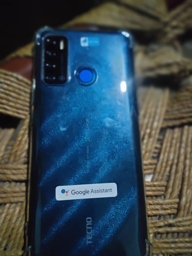 Tecno Pova 4 0