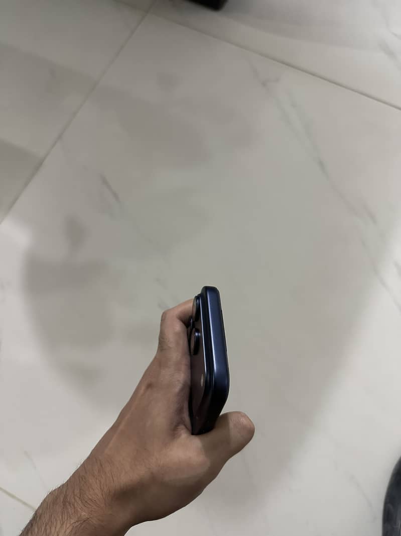 Apple iPhone 17 Pro Max 2