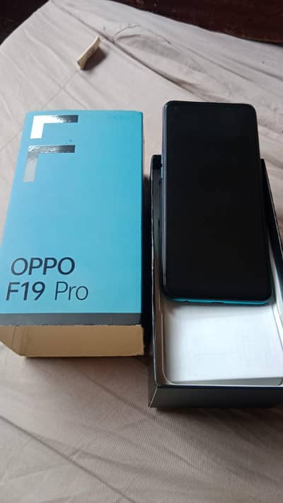 OPPO F17 Pro