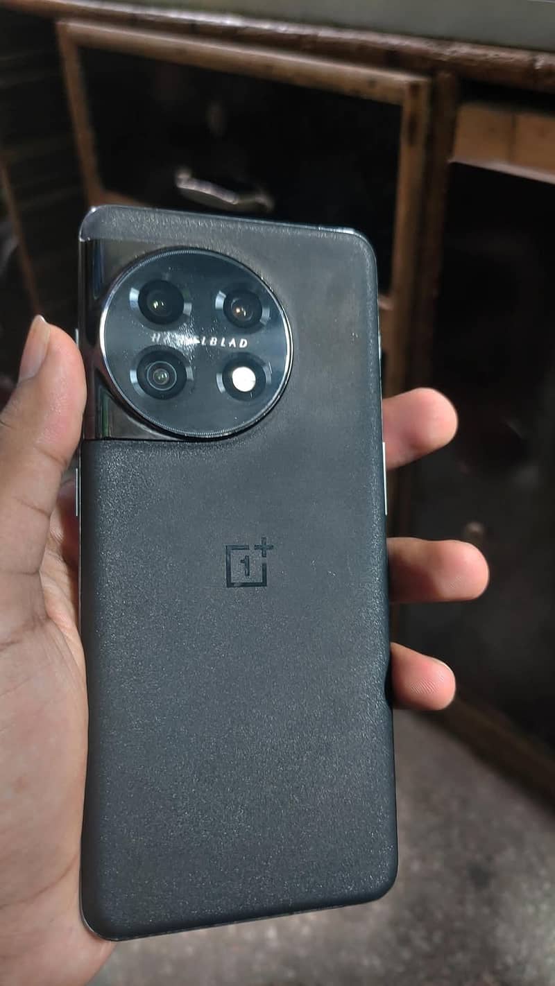 One Plus 11 5G 0