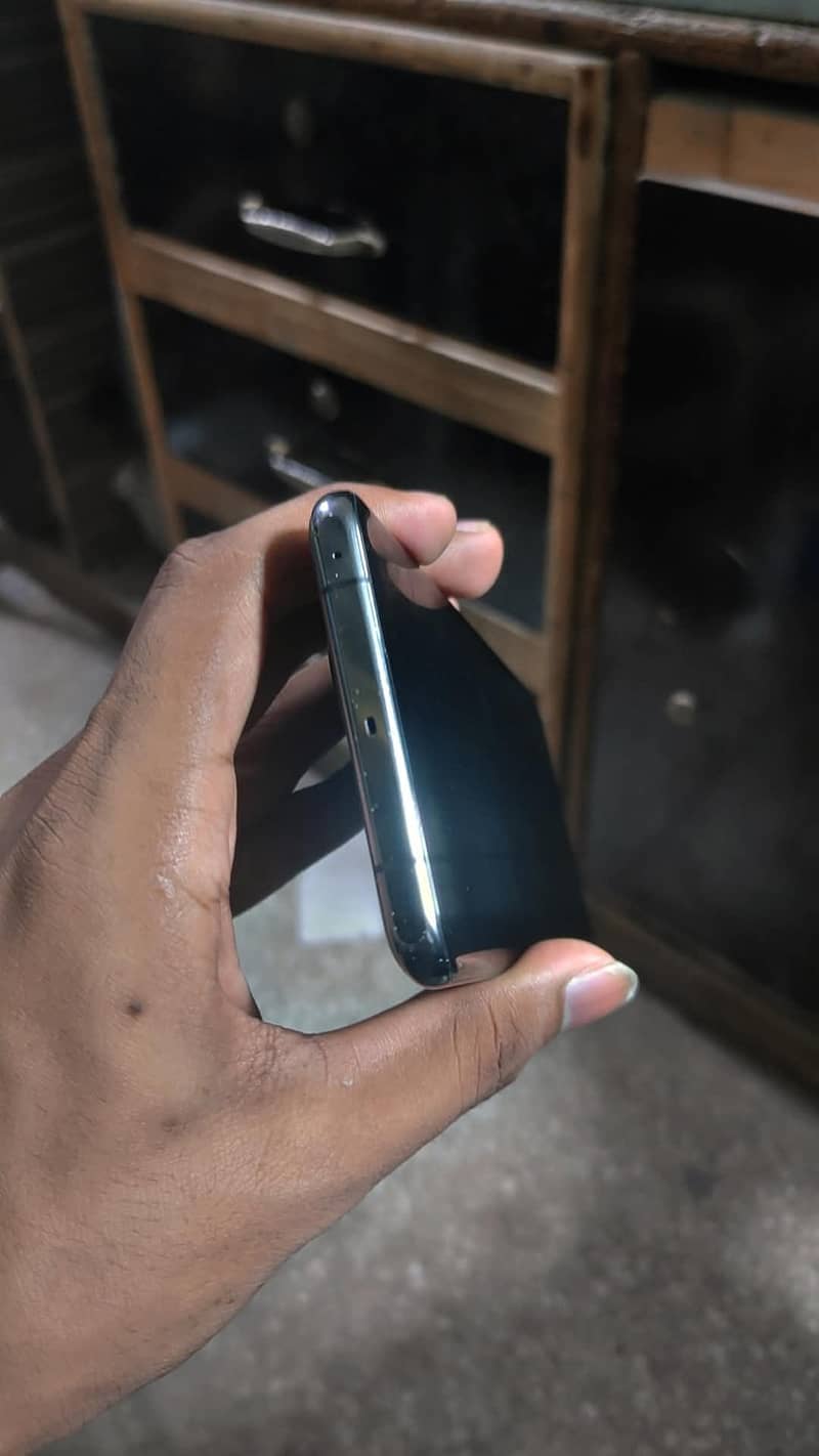 One Plus 11 5G 2