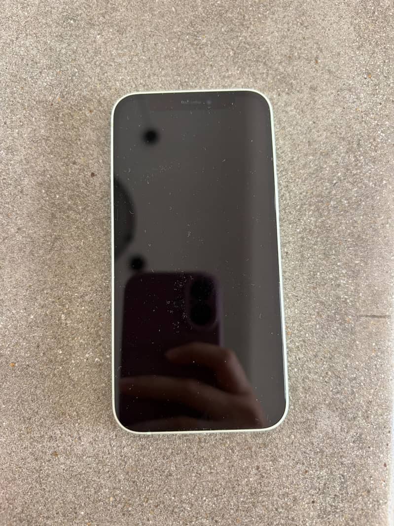 Apple iPhone 12 mini 3